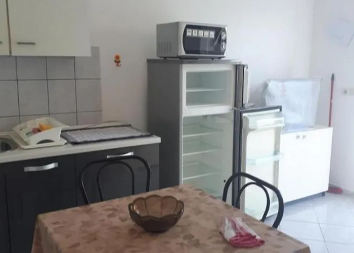 Apartman With Parking Spaces Zaton, Zadar - 21578 *